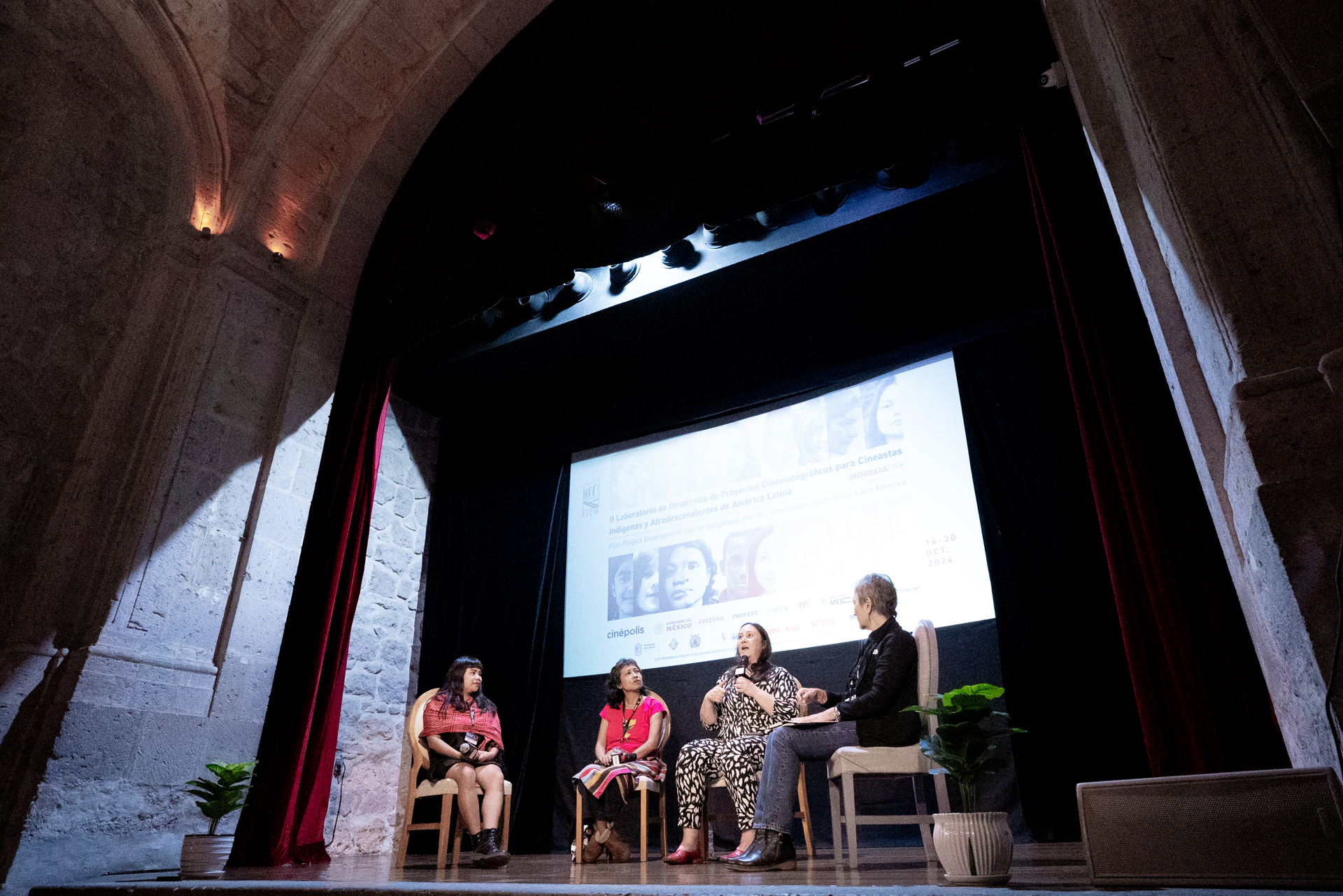 Conferencia “La dirección actoral en comunidades indígenas: retos y aprendizajes”