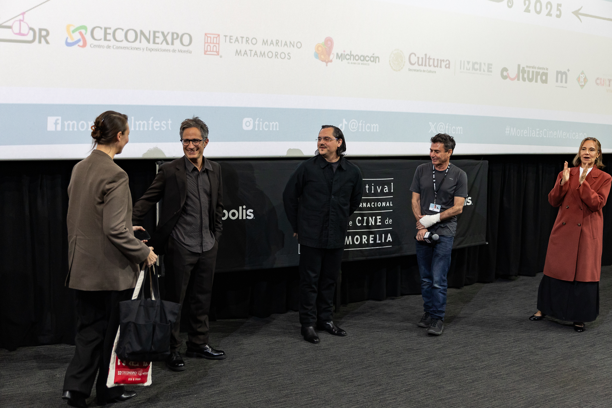 Gael Garcia Bernal, Travis Gutiérrez Senger, Daniela Michel