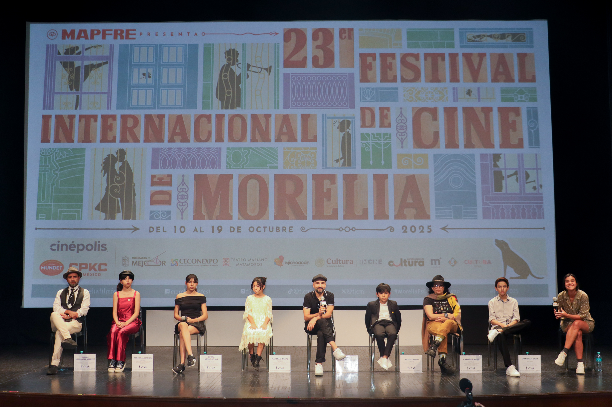 El diablo fuma (y guarda las cabezas de los cerillos quemados en la misma caja) en el 23° FICM