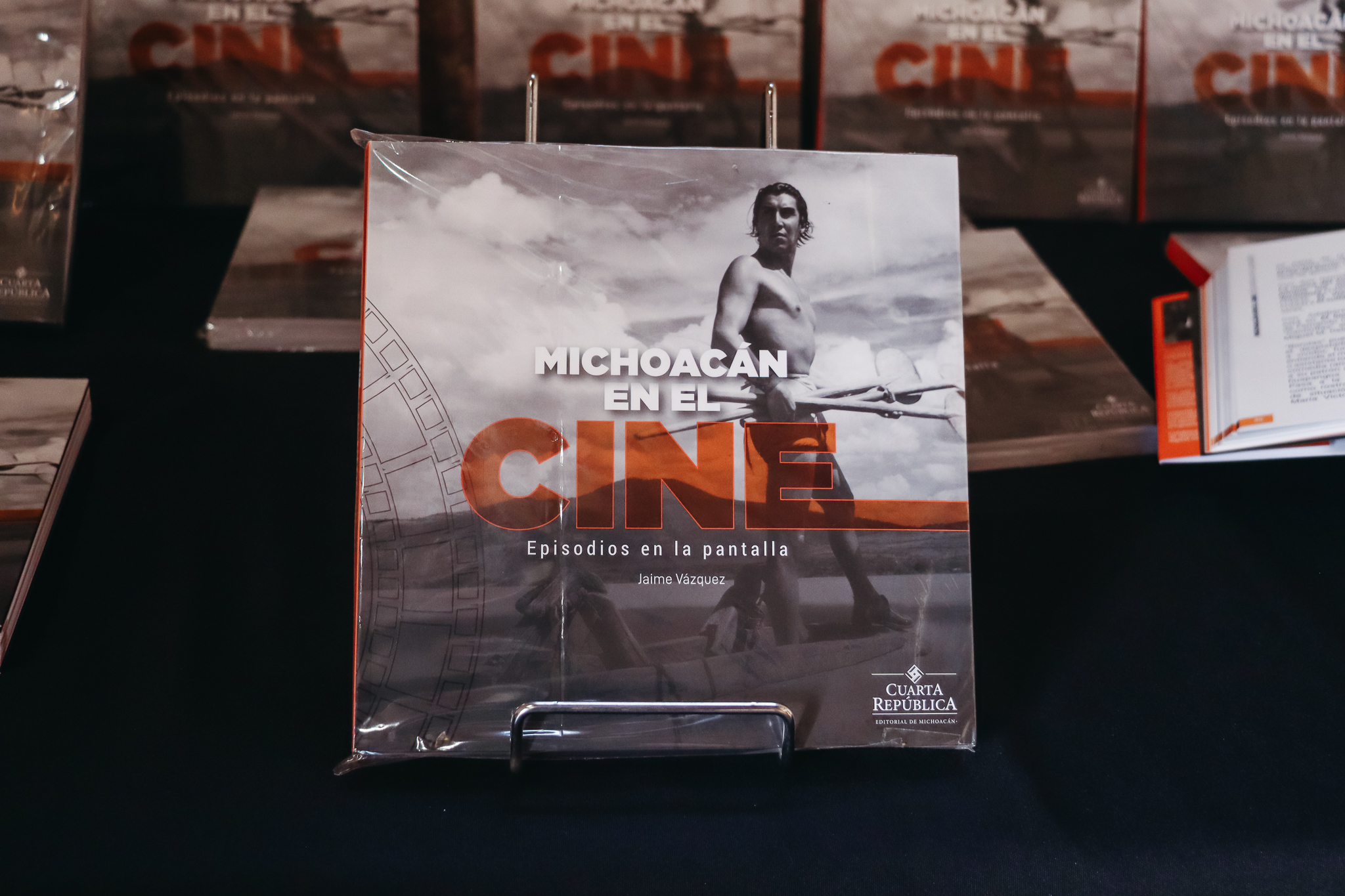 Presentación editorial del libro MICHOACAN EN EL CINE. EPISODIOS EN LA PANTALLA de Jaime Vázquez en el 23° FICM
