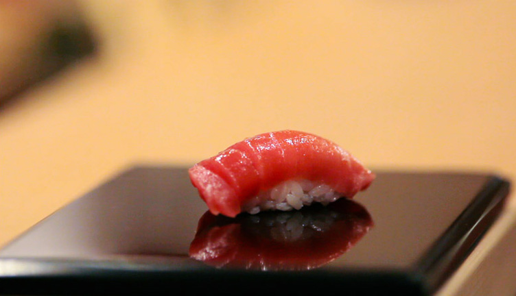 {{Jiro Dreams of Sushi}} (2011), de David Gelb