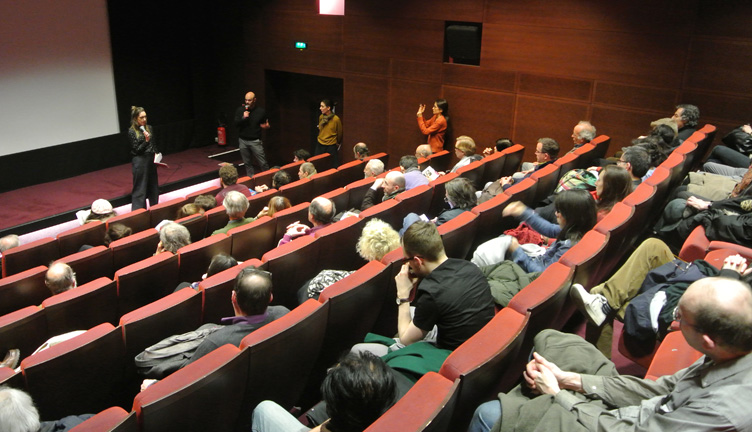 Chloë Roddick presenta programa de Cine negro mexicano en la Cinémathèque française.