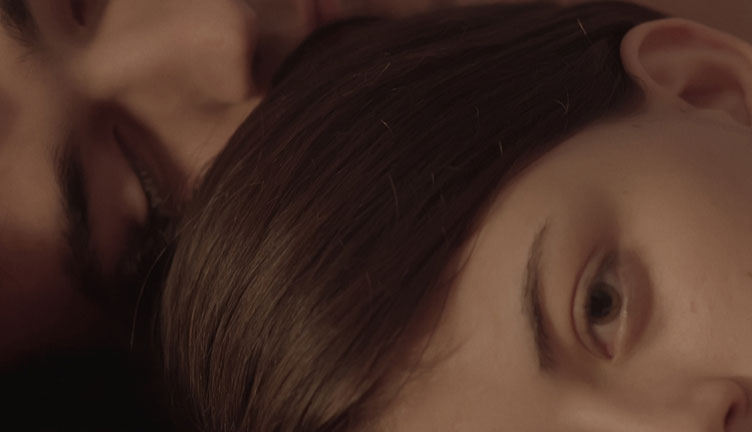 UN INOCENTE RELATO (2019, dir. Juan Manuel Romo)