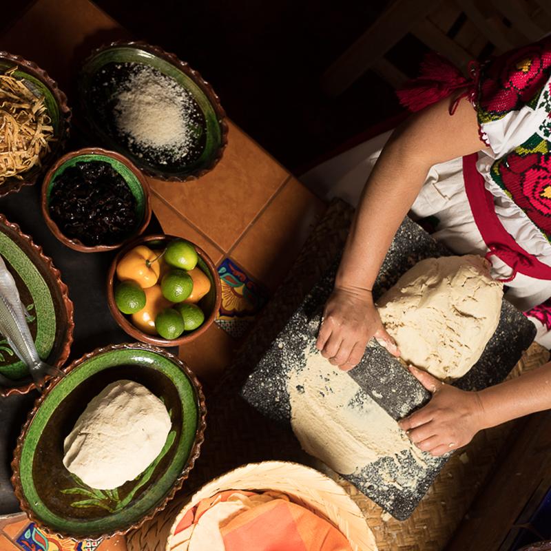 Cocineras y cocineros tradicionales de Michoacán