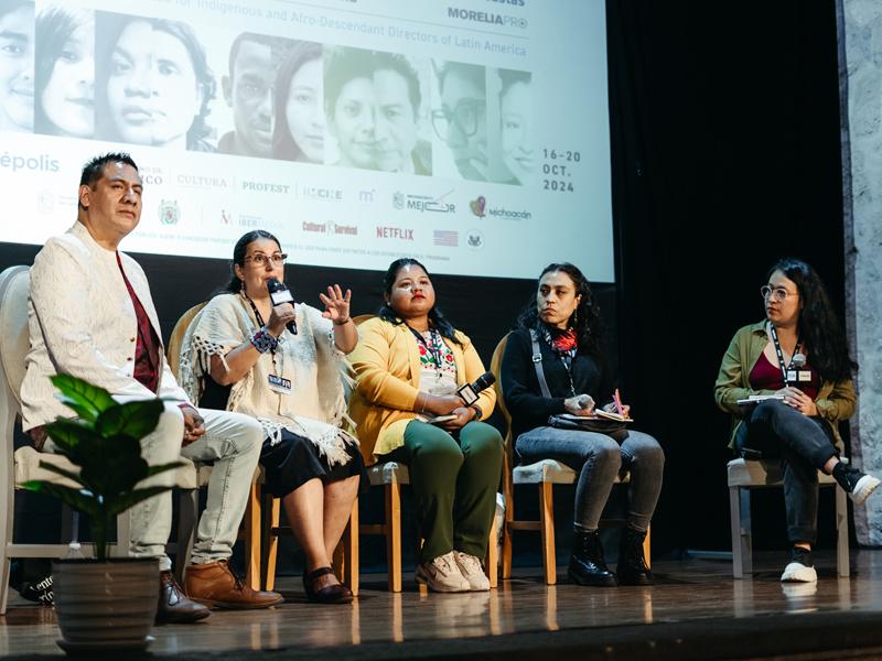 conversatorio CAMINOS DEL CINE INDÍGENA. 