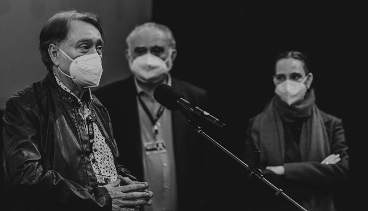 “Cine de Buñuel, sigue estando vigente”. Javier Espada presentó Buñuel, un cineasta surrealista