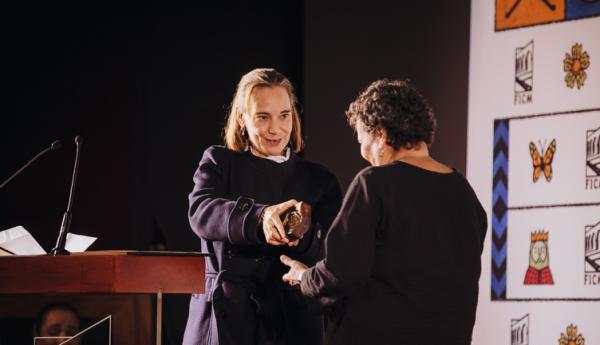 Daniela Michel, Teresa Sánchez