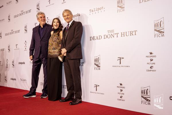 Danny Huston, Regina Solórzano, Viggo Mortensen