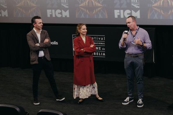 Alejandro Ramírez, Daniela Michel, Stephen Soucy