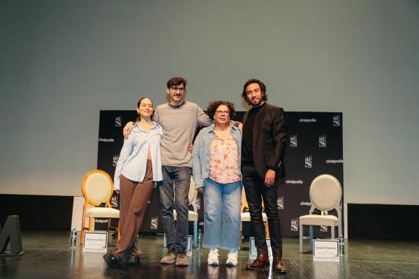 Florencia Ríos, Aarón Fernández, Elsa Reyes, Daniel Damuzi