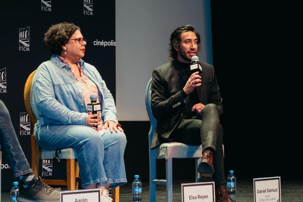 Elsa Reyes, Daniel Damuzi