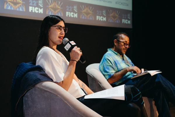 Presentación de libro "Hermenéutica y esquirlas en la mirada cinematográfica. Ejercicios de interpretación fílmica"