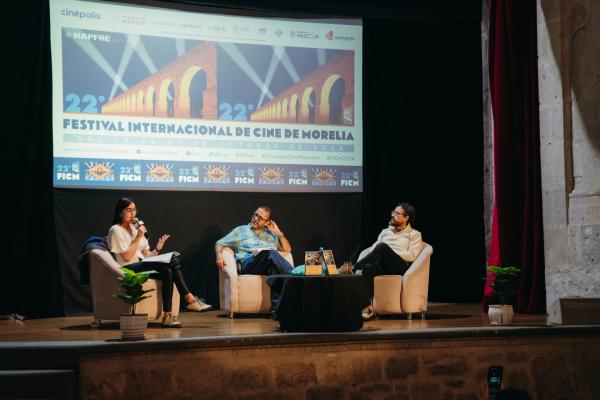 Presentación de libro "Hermenéutica y esquirlas en la mirada cinematográfica. Ejercicios de interpretación fílmica"