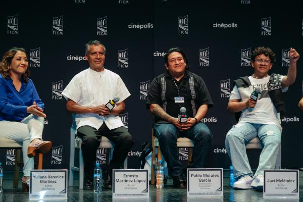 Yuliana Berenice Martínez, Ernesto Martínez López, Pablo Morales García, Javi Meléndez
