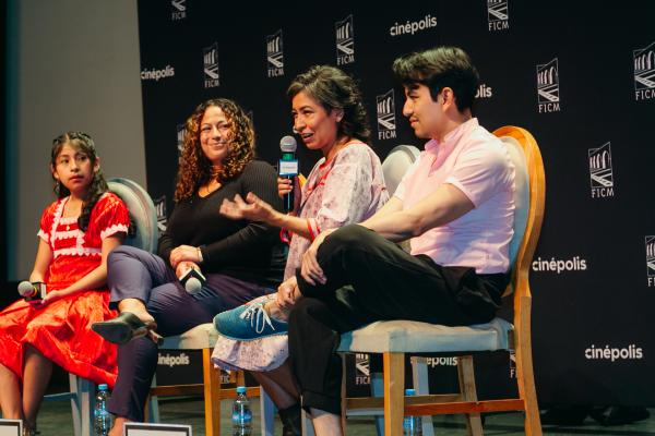 Diana Itzel Cruz Baltazar, Christine Dávila, Yolanda Cruz, José Salof