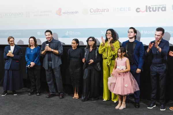 Daniela Michel, Marité Ugás, Edgar Ramírez, Natalia Reyes, Mariana Rondón, Sheila Monterola, Moisés Angola, Alejandro Ramírez