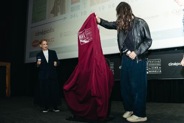 Daniela Michel, Oliver Laxe