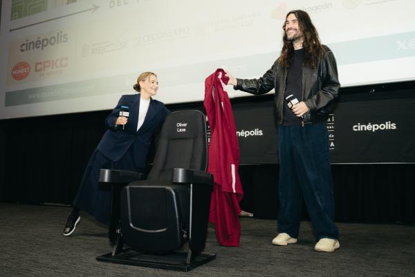 Daniela Michel, Oliver Laxe