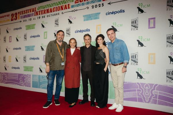 Cuauhtémoc Cárdenas Batel, Daniela Michel, Gael García Bernal, Fernanda Aragonés, Alejandro Ramírez