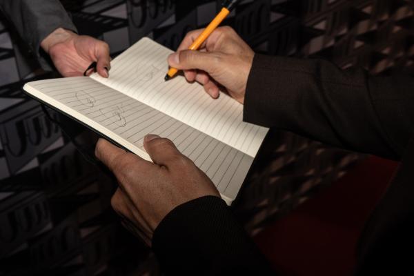 Alfombra roja de AMORES PERROS en el 23º FICM