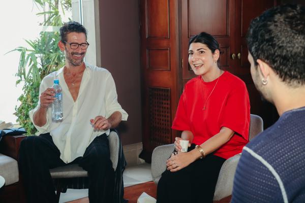 David Pablos, Ava Cahen