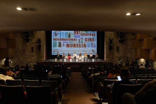 Conferencia de prensa LOS AMANTES en el 23° FICM