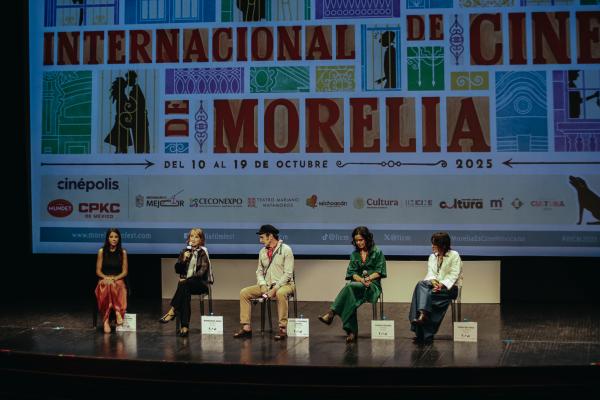Regina Solórzano, Margarita Sanz, Daniel Giménez Cacho, Diana Sedano, Emma Beltrán