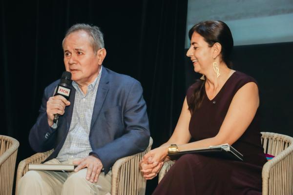 Leonardo García Tsao, Gabriela Molina Aguilar