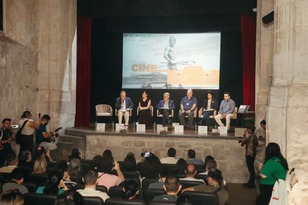 Leonardo García Tsao, Gabriela Molina Aguilar, Jaime Vázquez, Hugo Villa Smythe, Tamara Sosa Alanís, Carlos F. Márquez