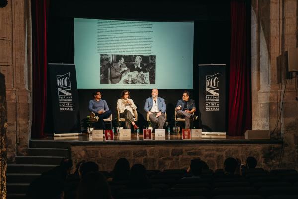 Demian Torres, Abril Alzaga, Hugo Villa, Erick Estrada