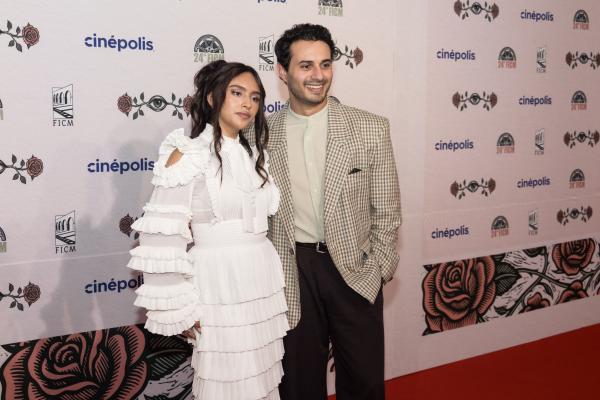 Jennifer Trejo y Guillermo Alonso 