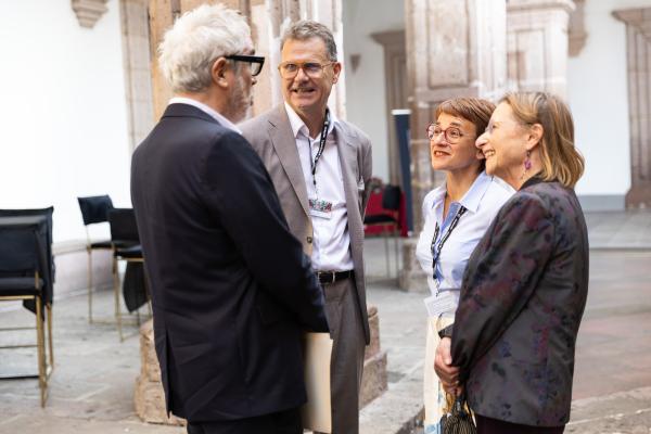 Alfonso Cuarón,Jean-Francois Gueganno, Fabienne Aguado, Delphine Borione