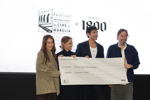 Entrega de PREMIO CUERVO en el 24° FICM