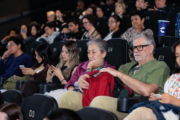 Proyección de CUANDO VIAJAN LAS ESTRELLAS en el 24° FICM