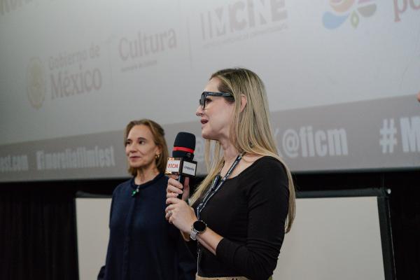 Daniela Michel, Elisa María Haro