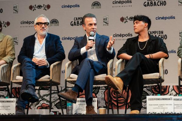 Alfonso Cuarón, Alejandro Ramírez, Juan Daniel García Treviño