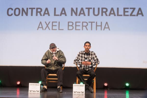 Jonathan Zarate, Axel Bertha