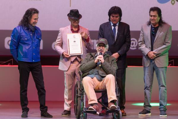 Eusebio Cortez, Marco Antonio Solis, Sergio Olhovich, Roberto Guadarrama, José Guadarrama