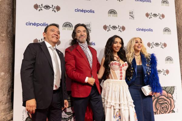 Roberto Monroy, Marco Antonio Solis, Alison Solís, Cristian Salas