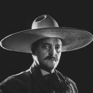 José